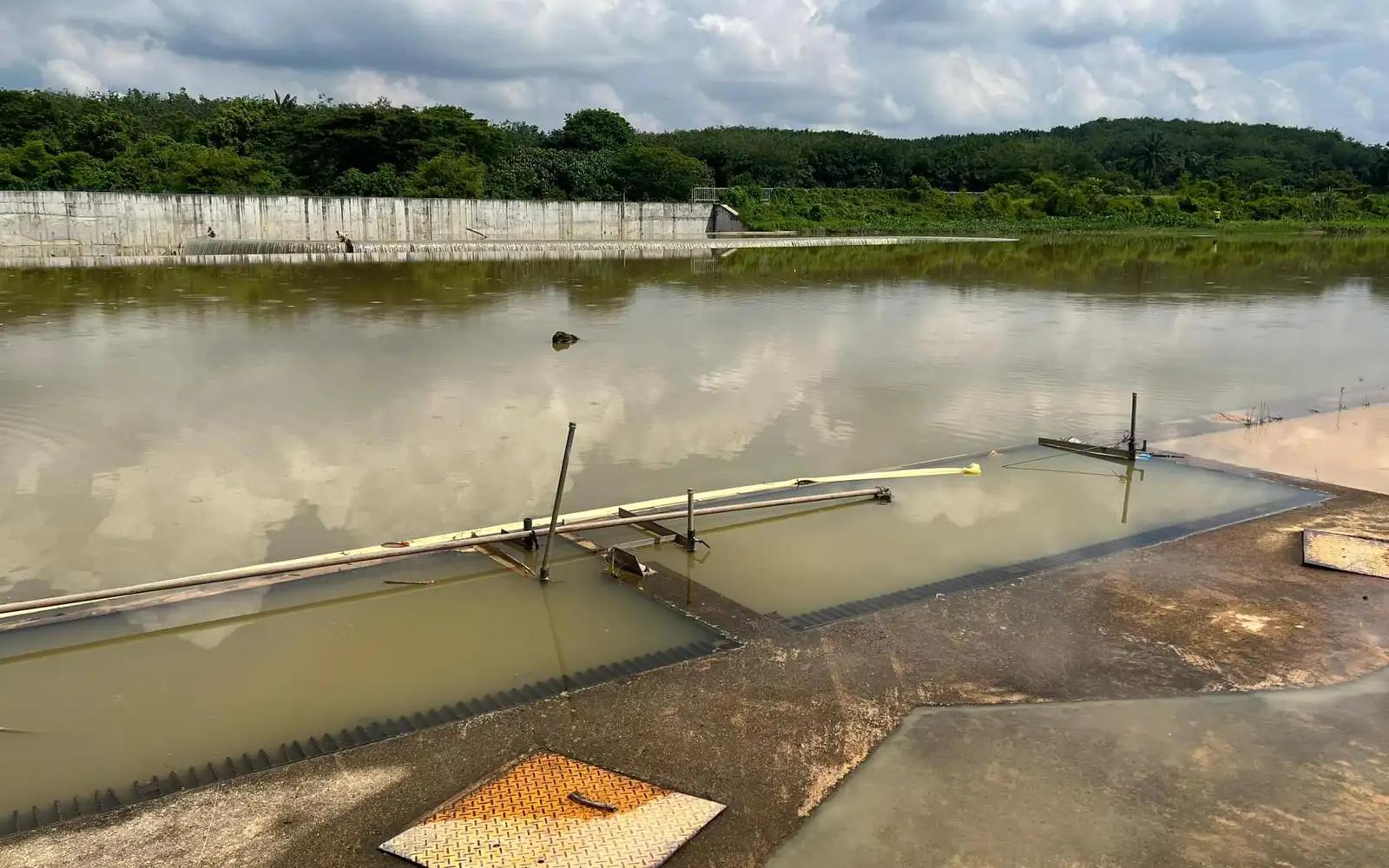  Lukut assemblyman Choo Ken Hwa said he had received more than 50 complaints of pollution in Sungai Linggi affecting water supply since 2018.